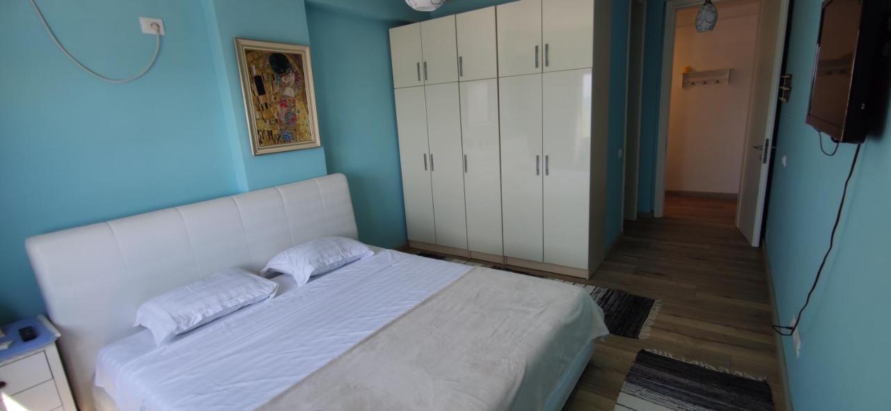 Luxury In Qerret Appartement